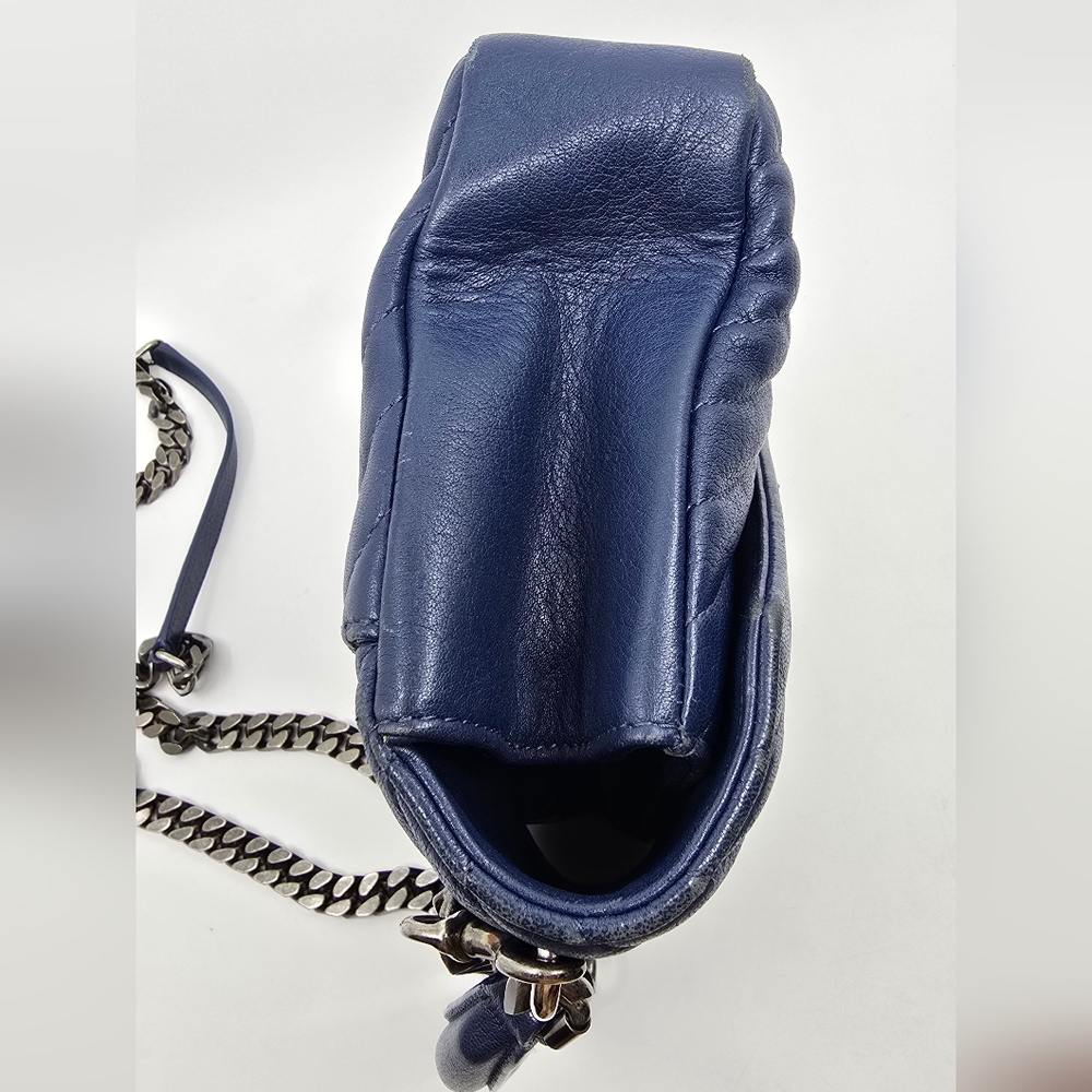 YSL College Medium Chevron Quilted Crossbody Bag - Picture 5 of 16